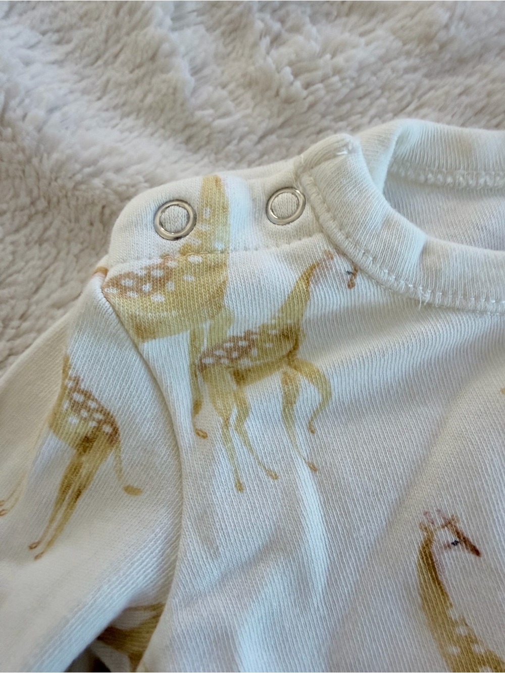 Pehr Onesie in Follow Me (Giraffe) Print 3-6m